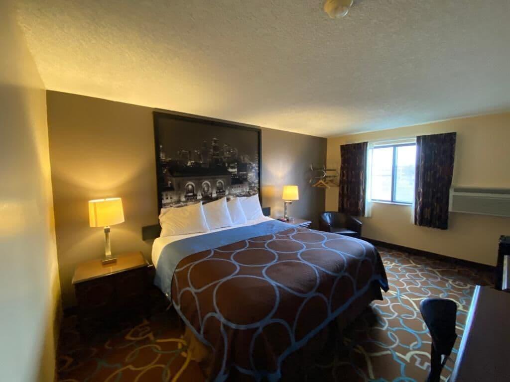 Super 8 By Wyndham Kansas City At Barry Road/Airport Екстериор снимка